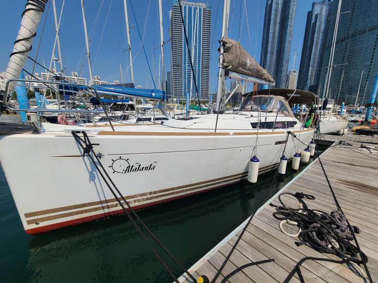 atalanta (Sailing vessel) - IMO , MMSI 440301830 under the flag of Korea