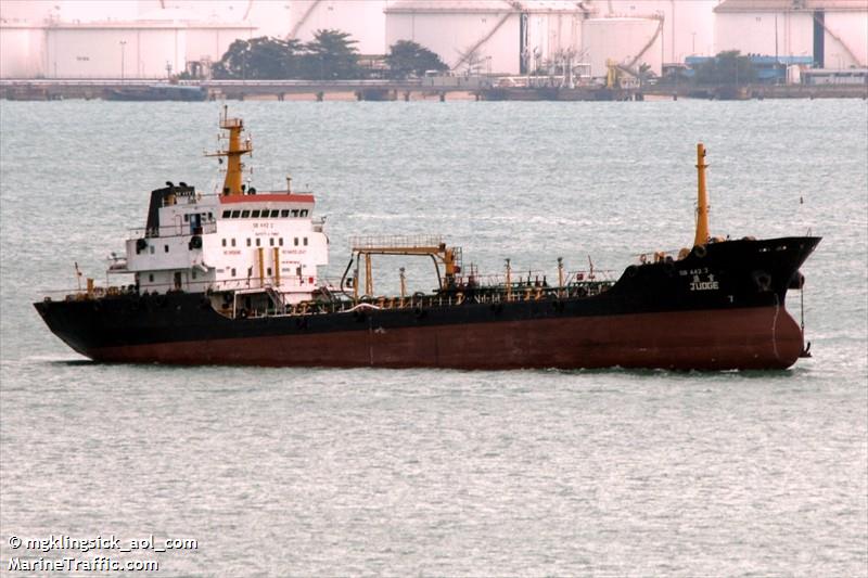 crystal caravel (Unknown) - IMO , MMSI 564544000 under the flag of Singapore